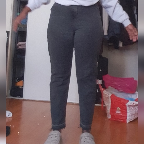 Black pant. - Picture 2 of 2